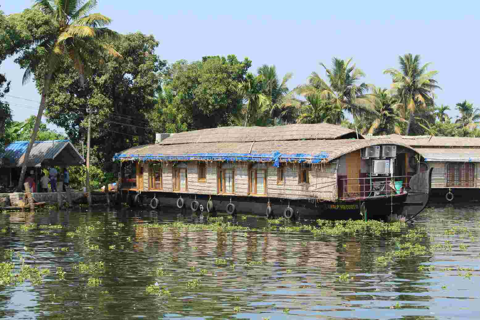 Gathering Retreat houseboat in the Alleppey backwaters