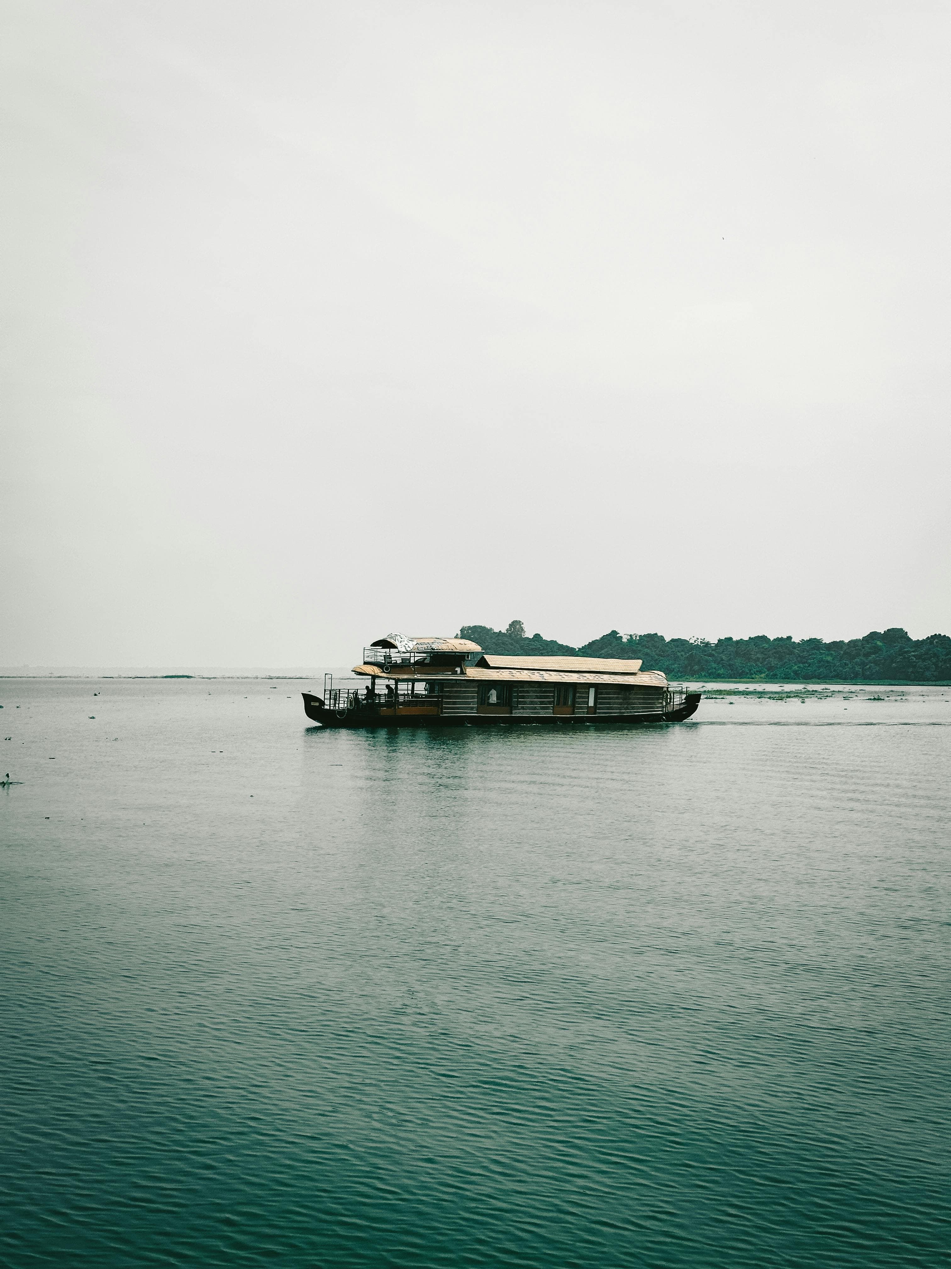 Classic Alappuzha backwater houseboat atmosphere