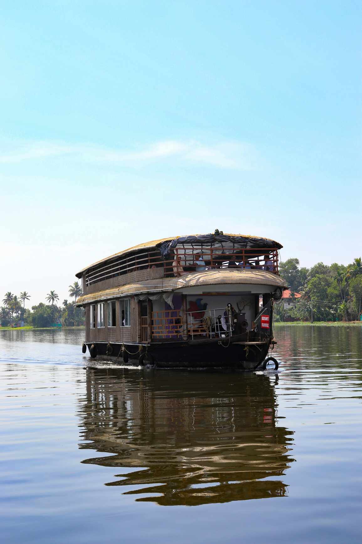Backwater travel experiences in Alleppey